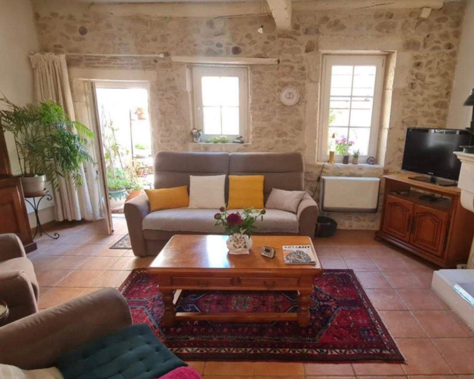 Image_, Maison de village, Bourg-Saint-Andéol, ref :PA1850