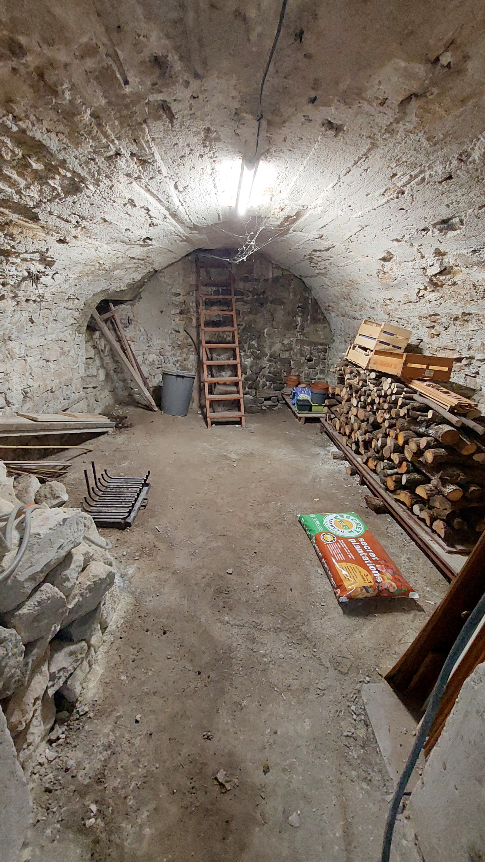 Image_, Maison de village, Bourg-Saint-Andéol, ref :PA1850