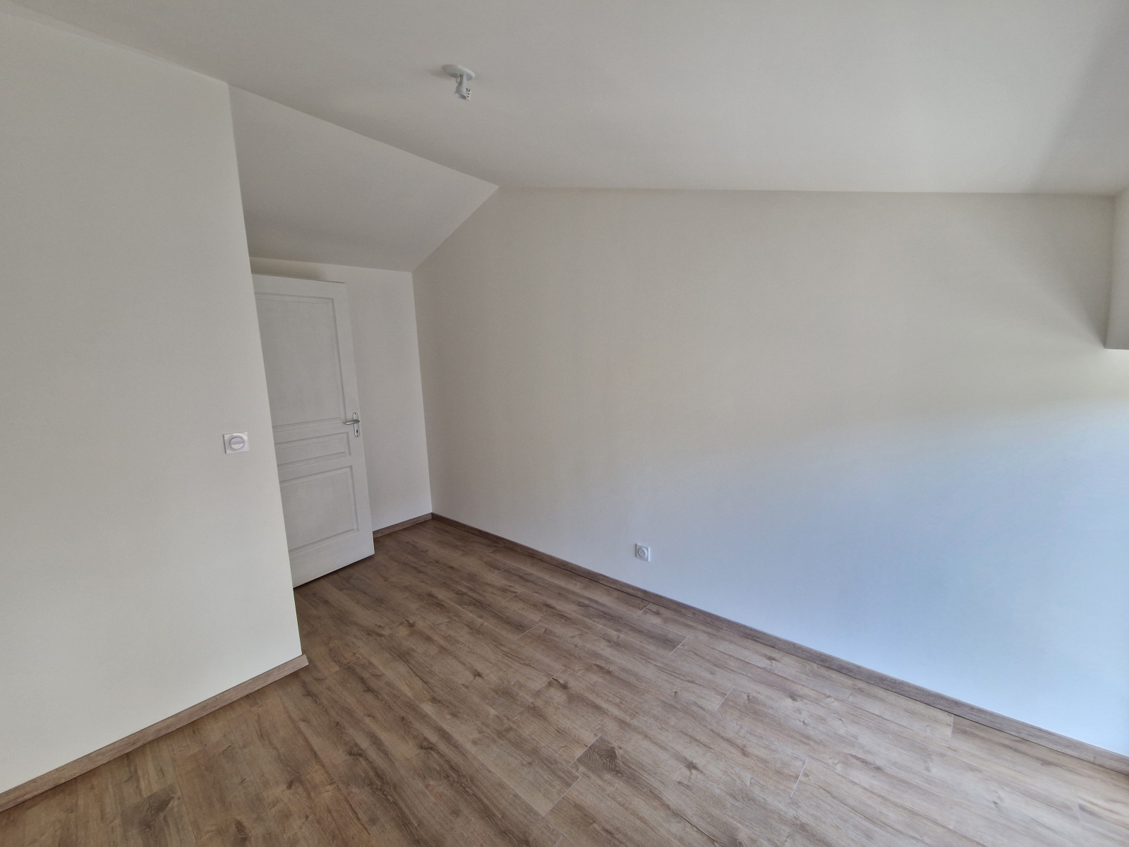 Image_, Appartement, La Motte-Chalancon, ref :AR316