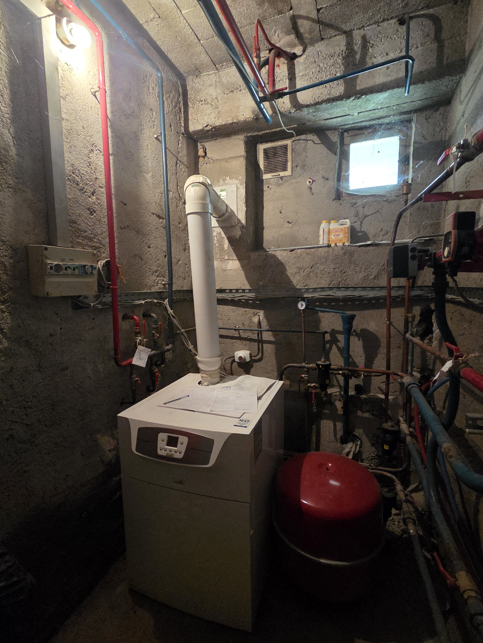 Image_, Immeuble, Cornillon-sur-l'Oule, ref :MA1907