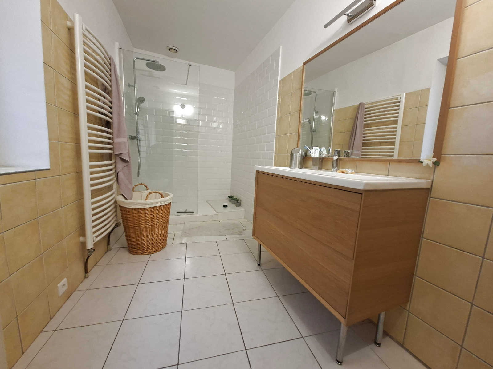 Image_, Maison de village, Bourg-Saint-Andéol, ref :PA1910