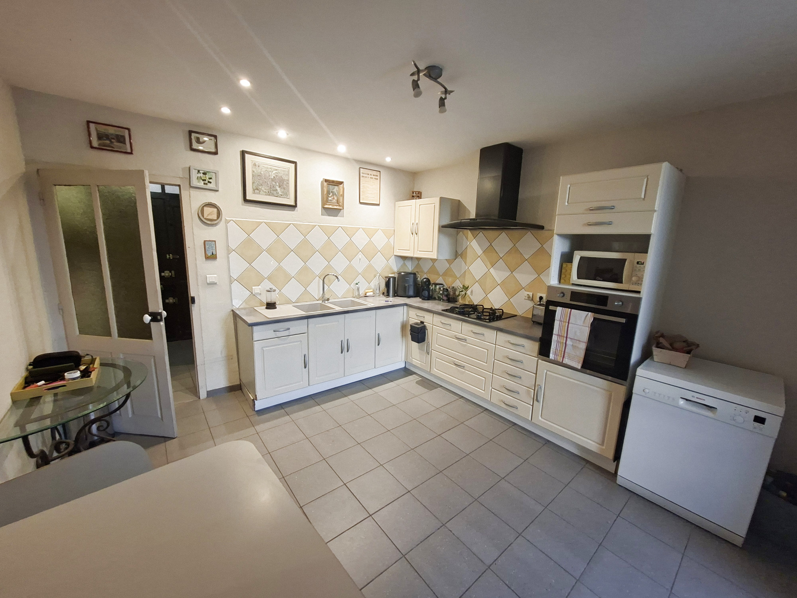 Image_, Maison de village, Bourg-Saint-Andéol, ref :PA1910