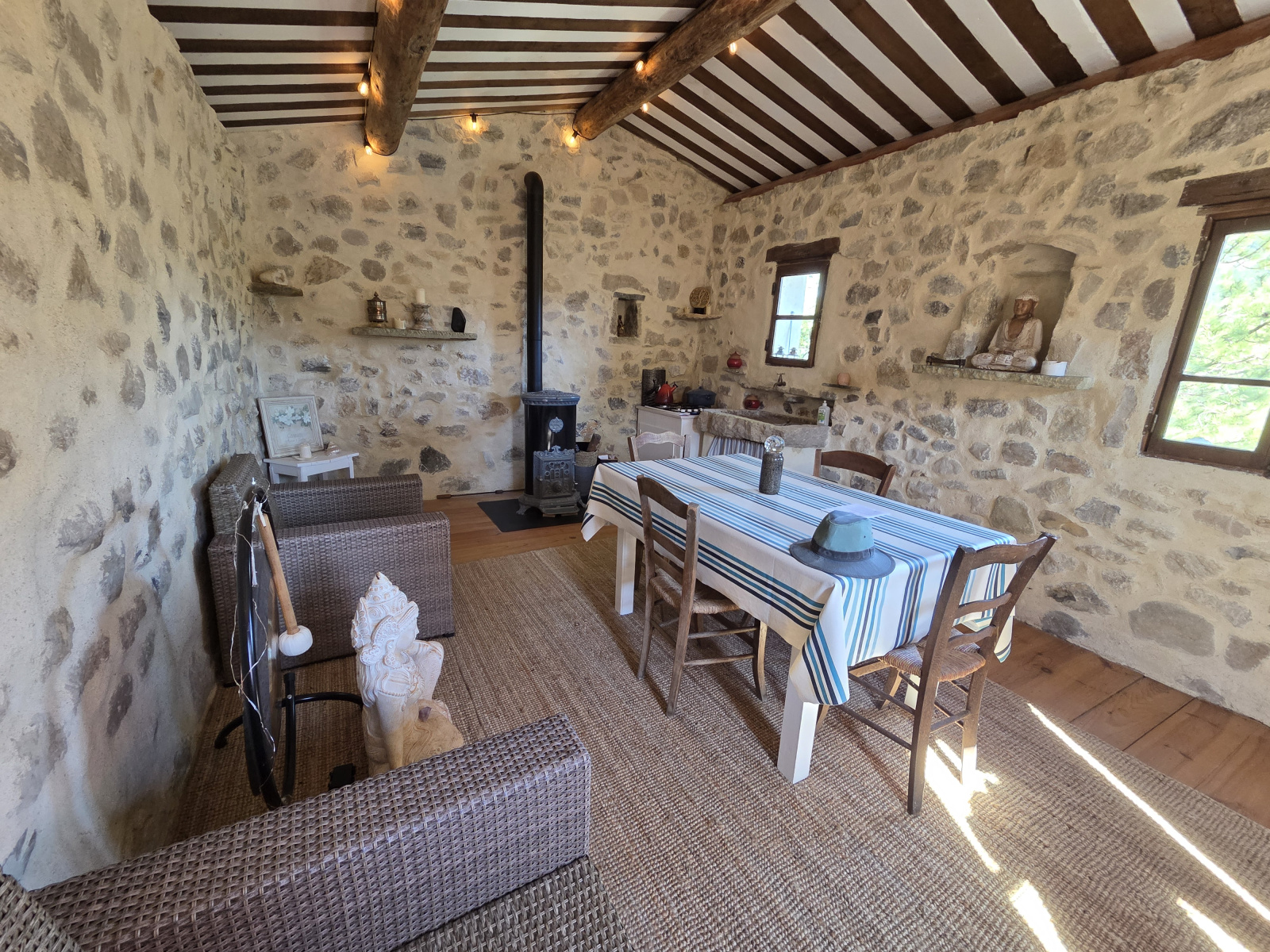 Image_, Cabanon, La Motte-Chalancon, ref :MA1874