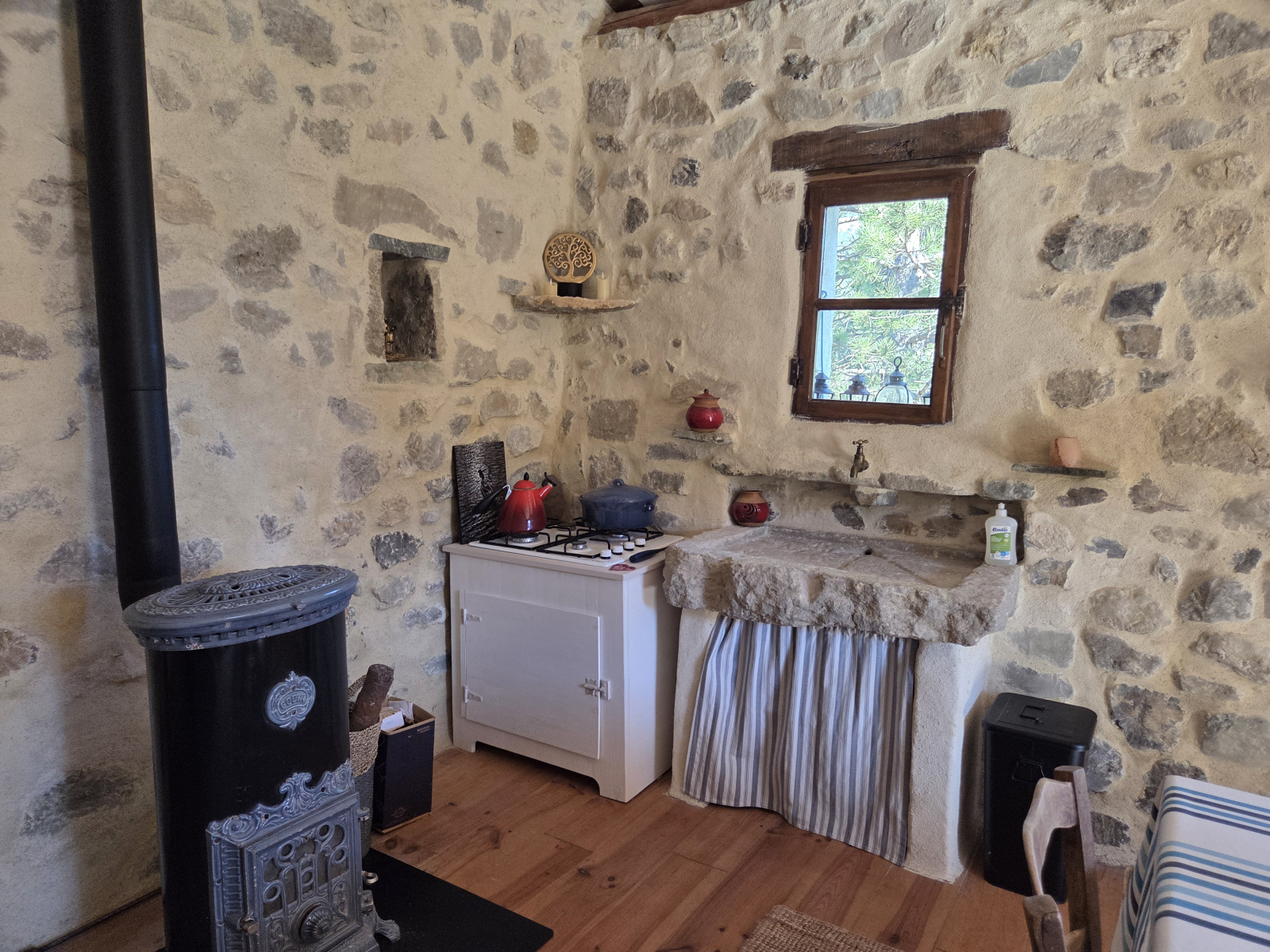 Image_, Cabanon, La Motte-Chalancon, ref :MA1874