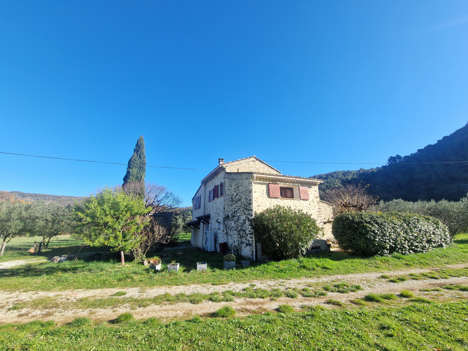 Image_, Propriete, Aubres, ref :MA1838