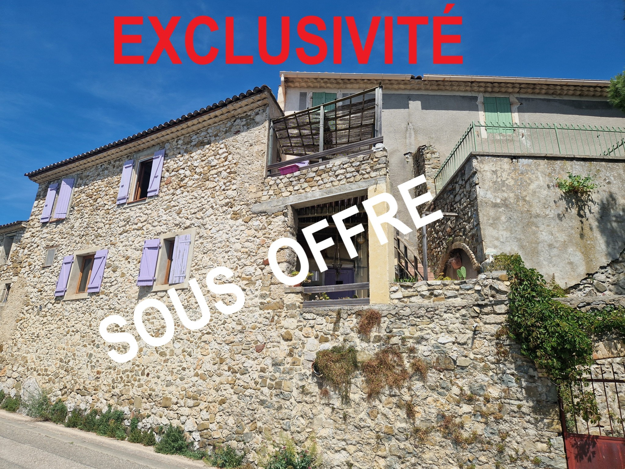 EXCLUSIVITÉ à 30 minutes à l'Est de NYONS.